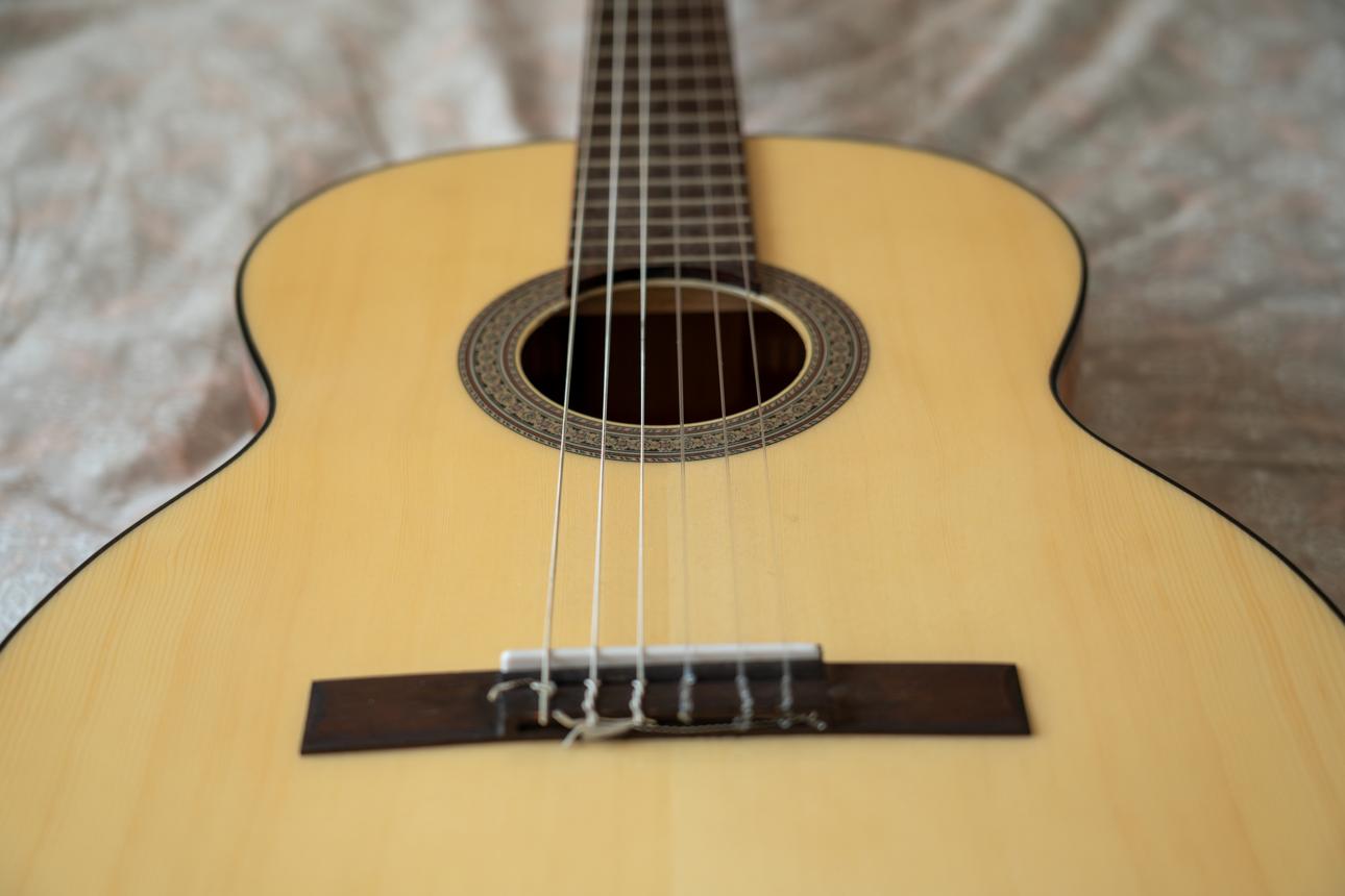 Guitar instrument